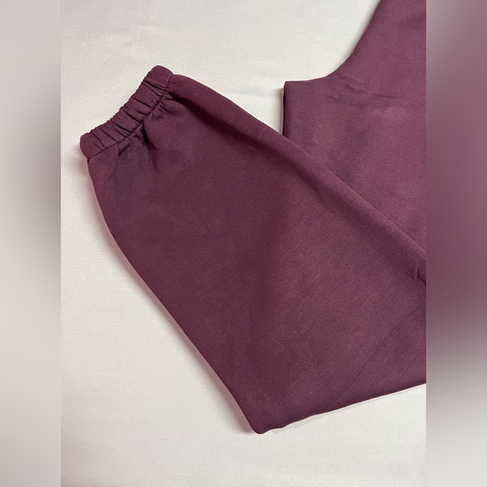 Lazypants Premium Smooth Fleece Joggers In Burgundy NWT - Picture 4 of 5